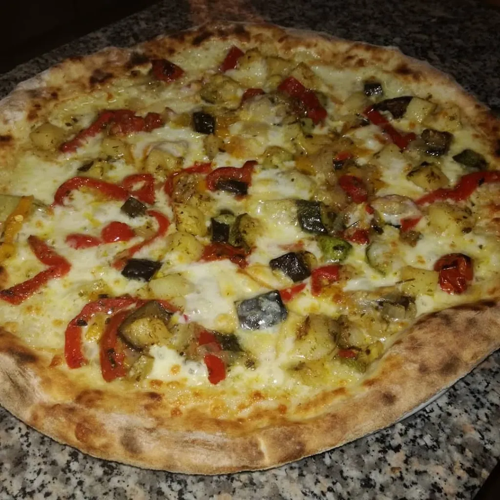 Menu_IRIS Pizzeria, Ristorante_Castel Baronia_image_9