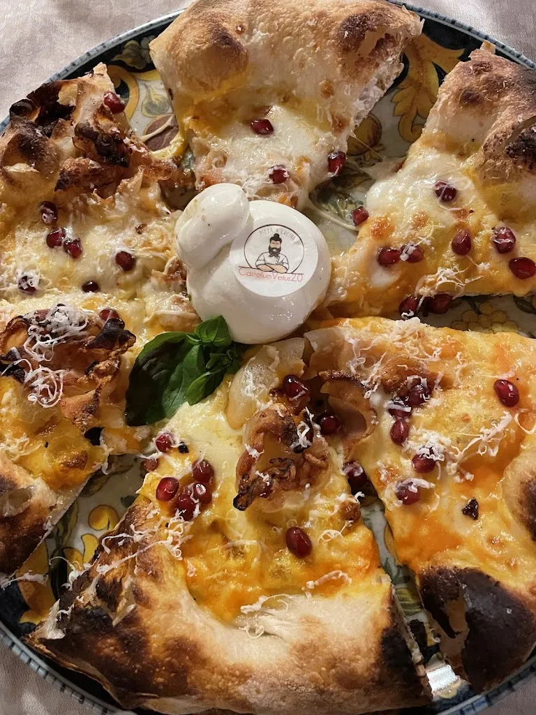 Pizzeria Castellum Vetus 2.0 Di Simone Pomante_Atri_slider_image_3