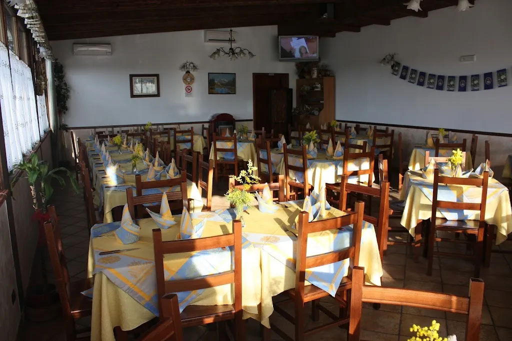 Trattoria Pizzeria Nonna Concetta restaurant in Castel Baronia