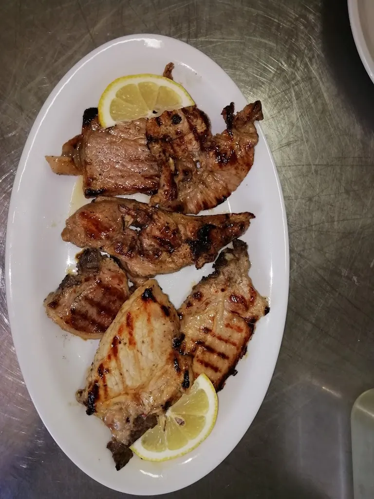 Trattoria Pizzeria Nonna Concetta_Castel Baronia_slider_image_2