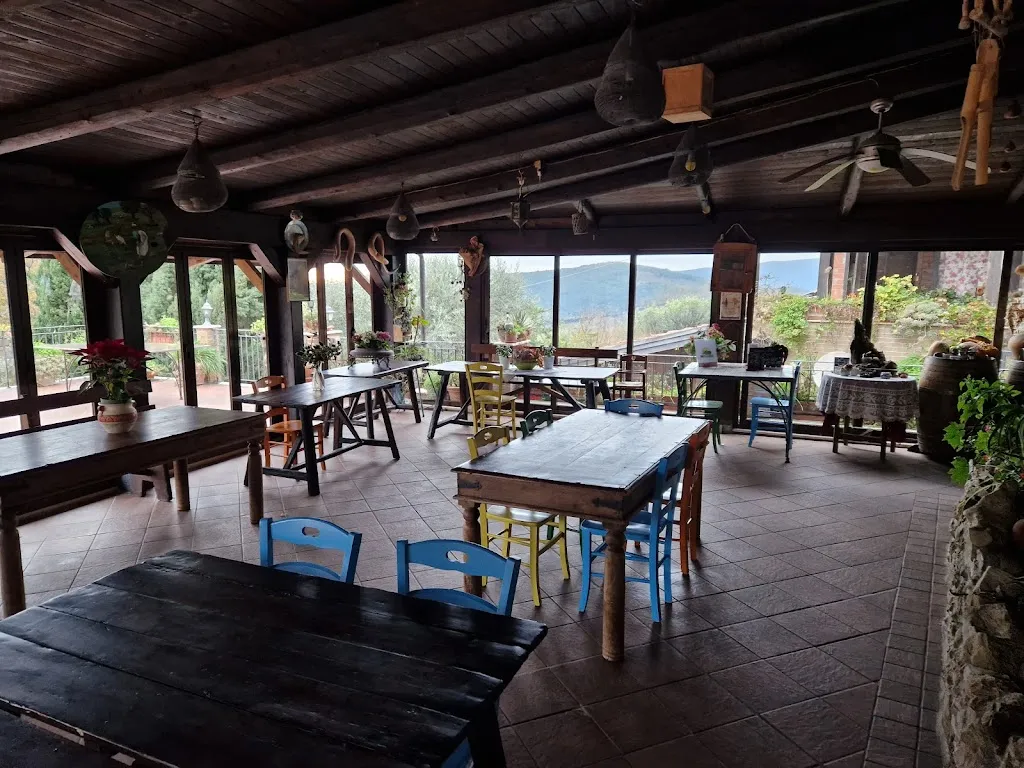 Agriturismo Le Campestre restaurant in Castel di Sasso