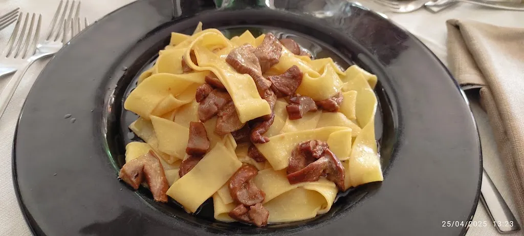 Ristorante Pizzeria Locanda Laureta_Castel di Sasso_slider_image_2