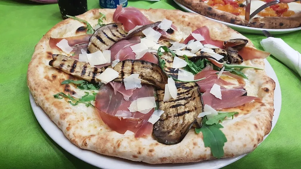 Randy Wijnants_Pizzeria Fiorillo Da Mimmo 1995_Casavatore_review