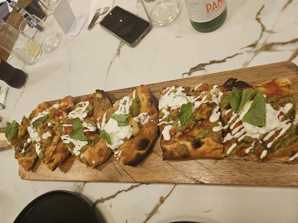 Menu_Farinati Pizza and More_Casavatore_image_3