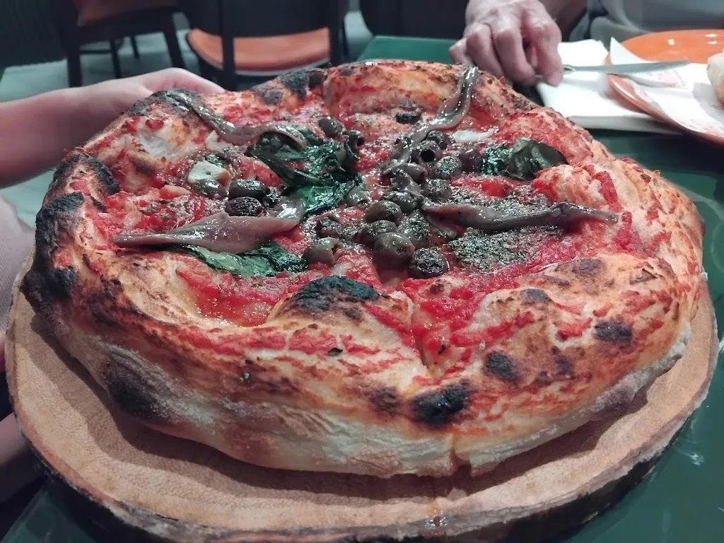 Farinati Pizza and More_Casavatore_slider_image_3