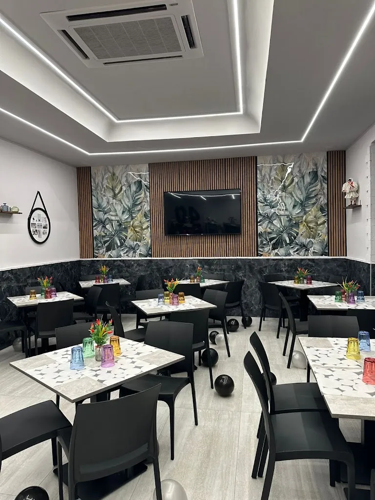 Pizzeria Di Iorio Ernesto restaurant in Casavatore