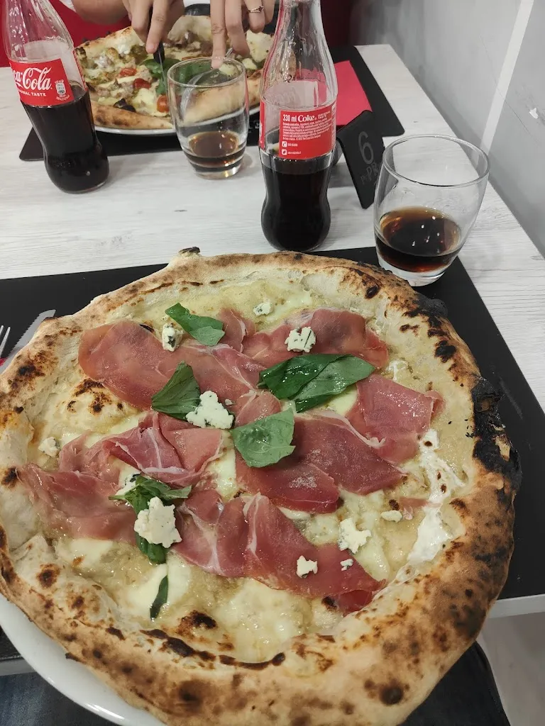 Menu_Pizzeria Pepe Rosa_Casavatore_image_9