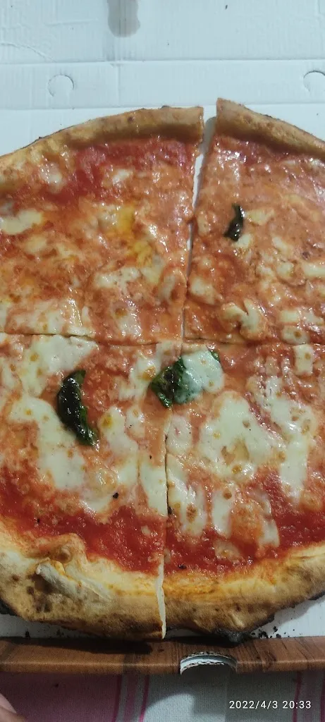 Menu_Pizzeria friggitoria La vecchia Napoli di muto Gianluca_Casavatore_image_3