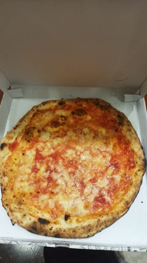 Menu_Pizzeria friggitoria La vecchia Napoli di muto Gianluca_Casavatore_image_5