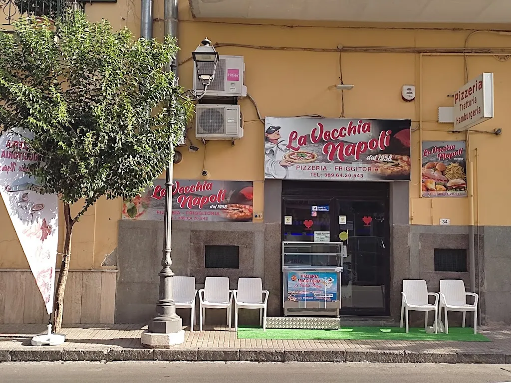 Pizzeria friggitoria La vecchia Napoli di muto Gianluca restaurant in Casavatore