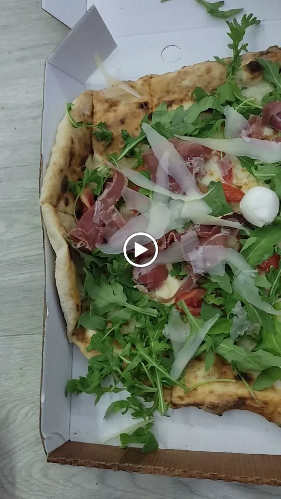 Pizzeria friggitoria La vecchia Napoli di muto Gianluca_Casavatore_slider_image_2