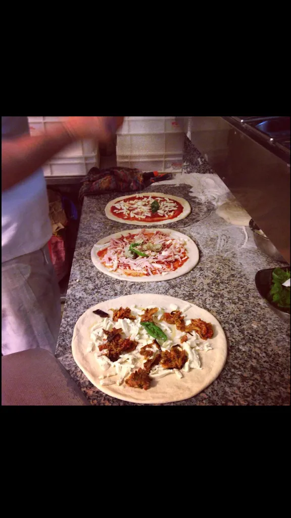 Il capriccio di pizza_Casavatore_slider_image_3