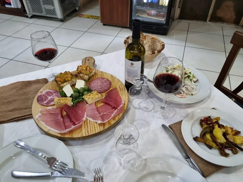 Il Castello Ristorante Pizzeria_Castel Morrone_slider_image_3