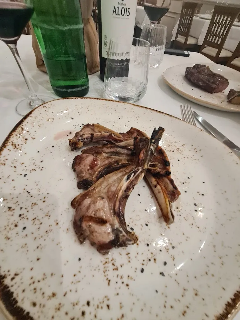 Ogechi Dike Manica Malachy_Ristorante Il Frantoio Ducale_Castel Morrone_review