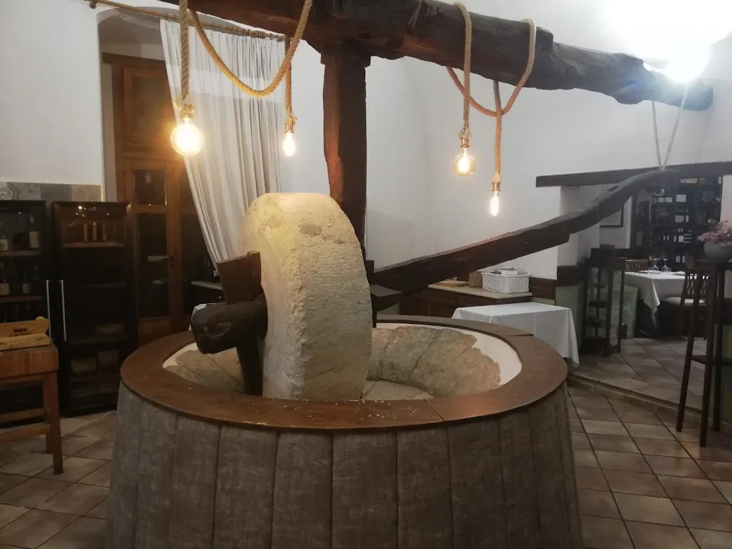 Ristorante Il Frantoio Ducale_Castel Morrone_slider_image_3