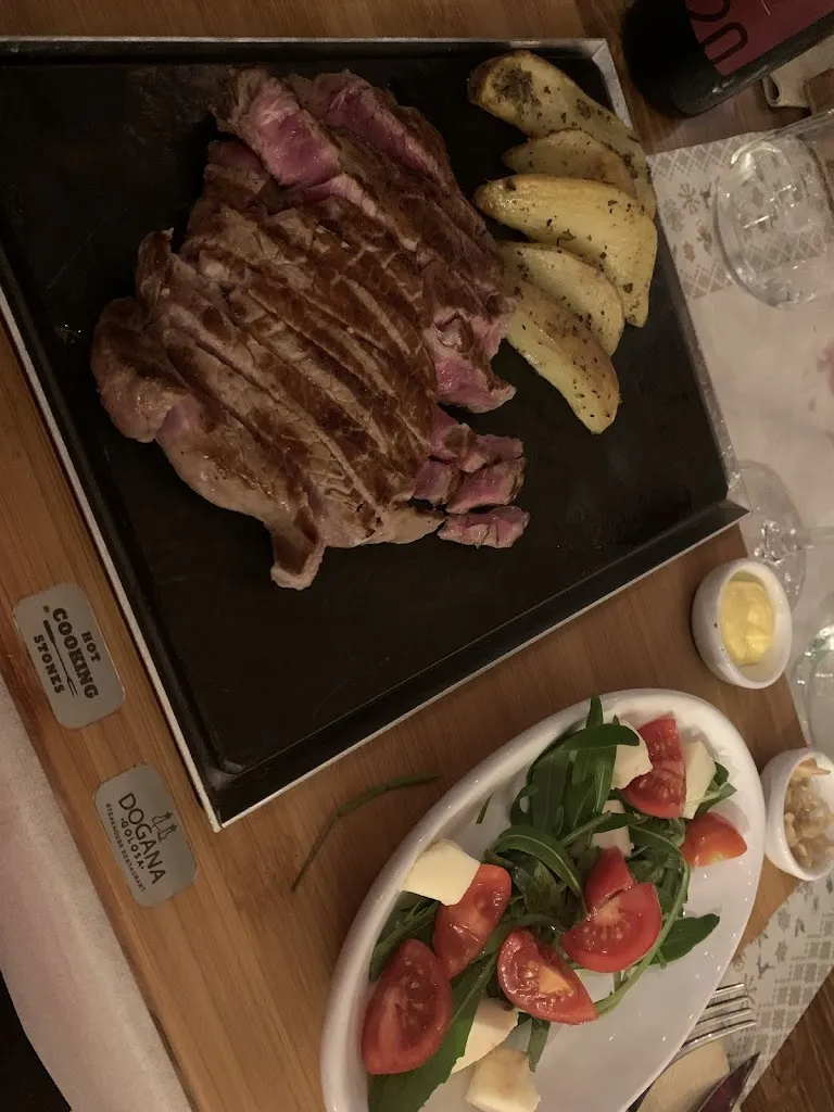 Vanessa Patino_Dogana Golosa_Castel Morrone_review