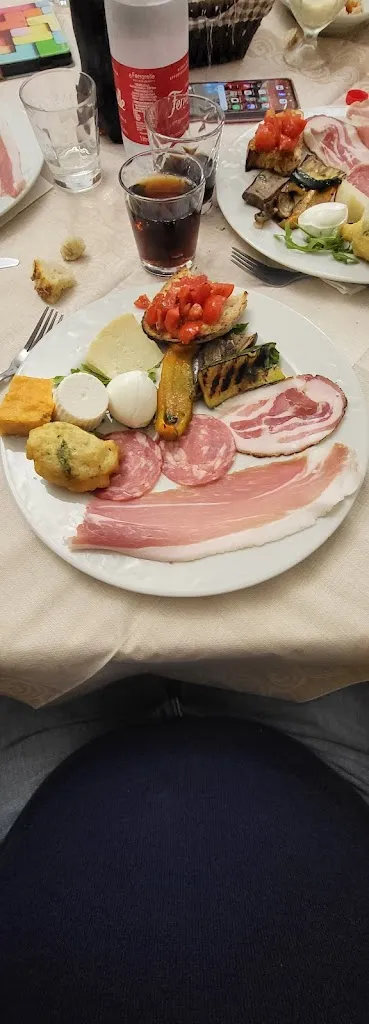 Gaetano Crescenzo_Il ristoro del Campanile_Castel Morrone_Bewertung