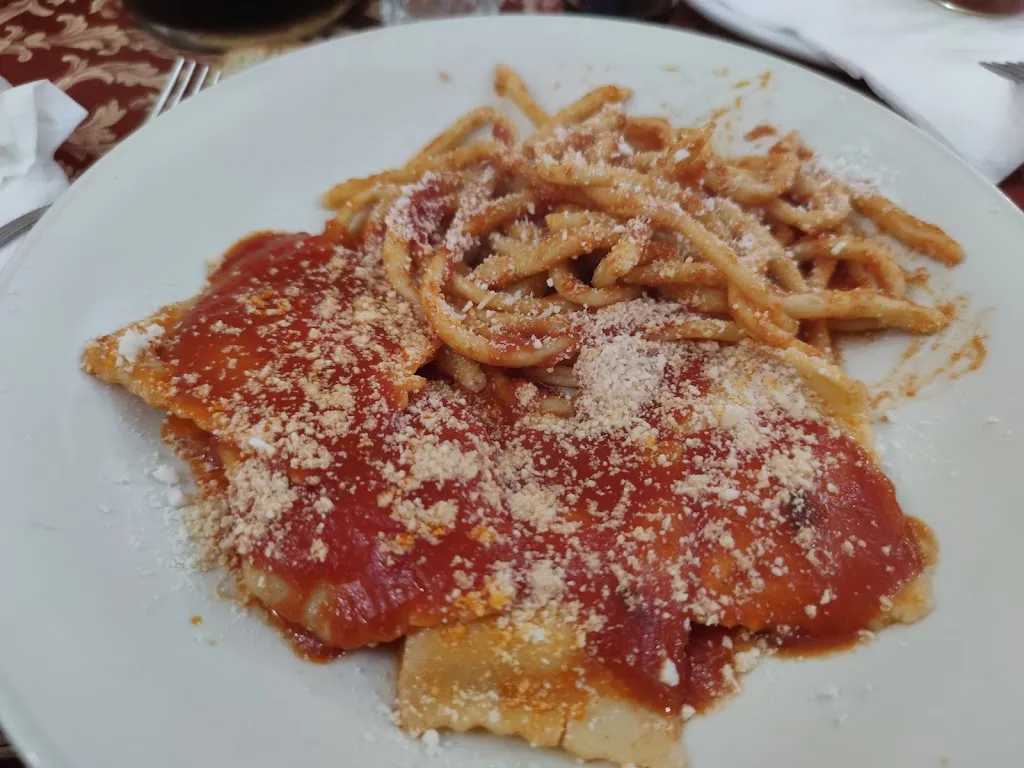 Mucciolone restaurant in Castel San Lorenzo