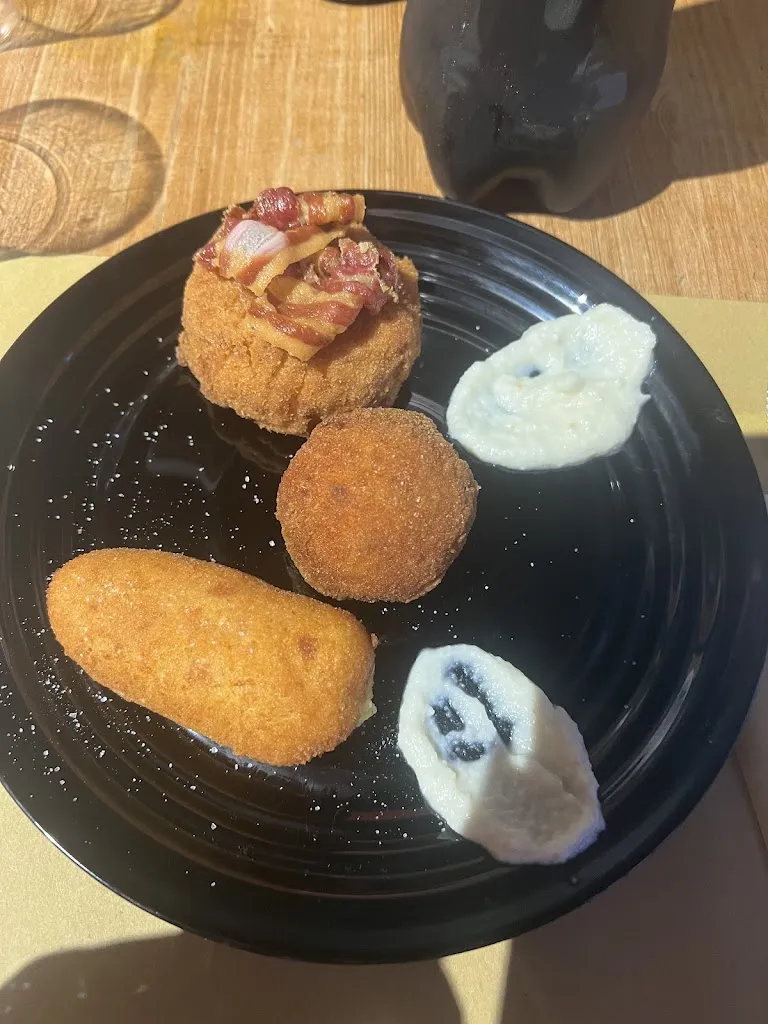 Noemi Formichella_O' Professor_Castel San Giorgio_review