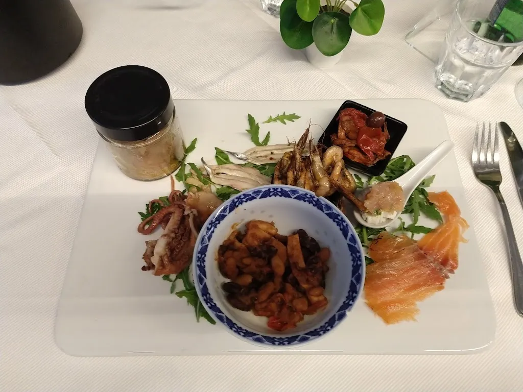 Oliver Parker_Osteria e Pizzeria Laura_Castel San Giorgio_review