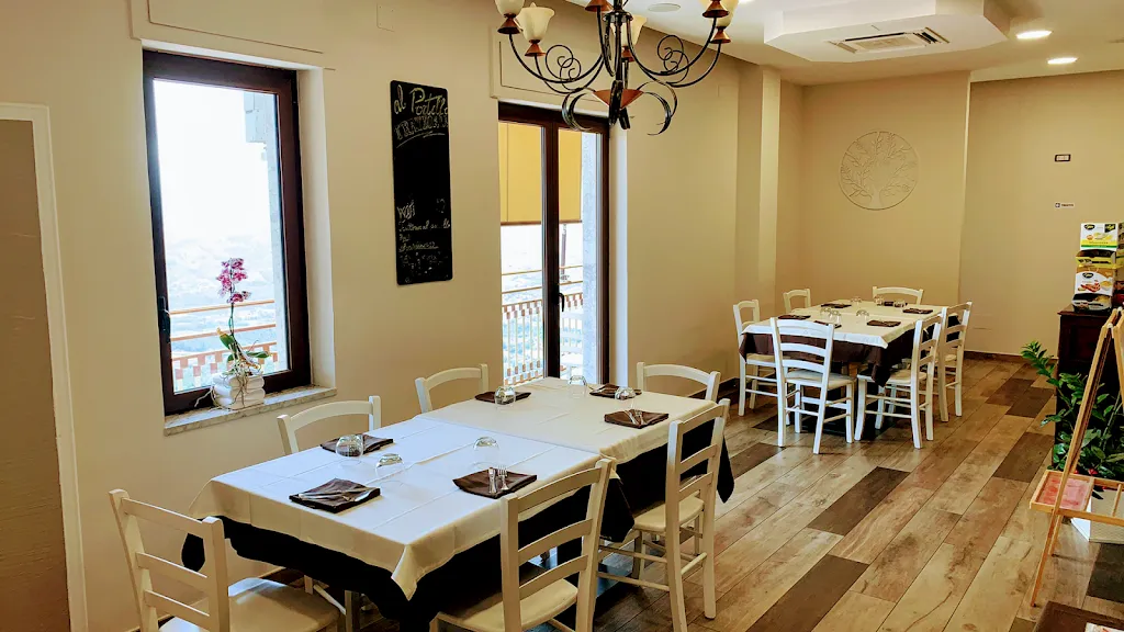 Trattoria al Portello restaurant in Castelcivita