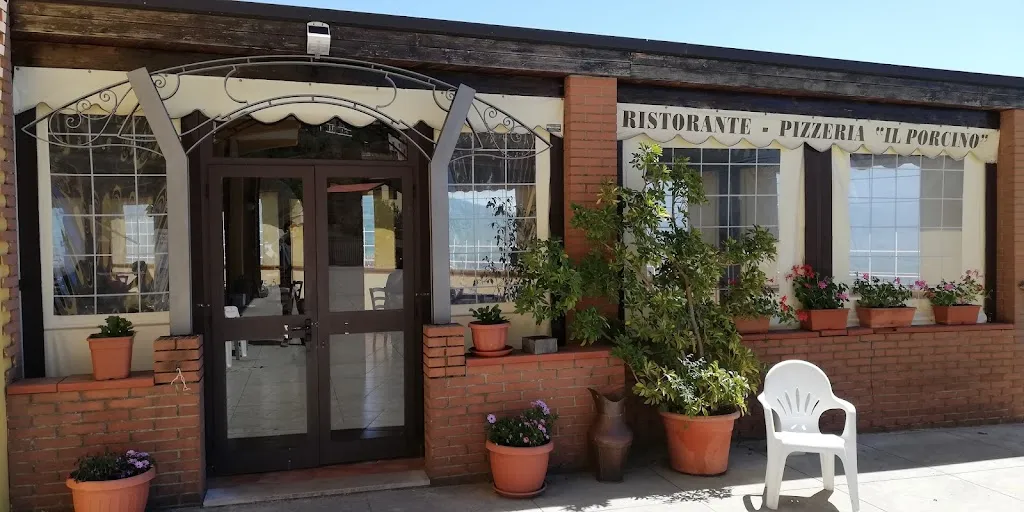 Il Porcino restaurant in Castelcivita