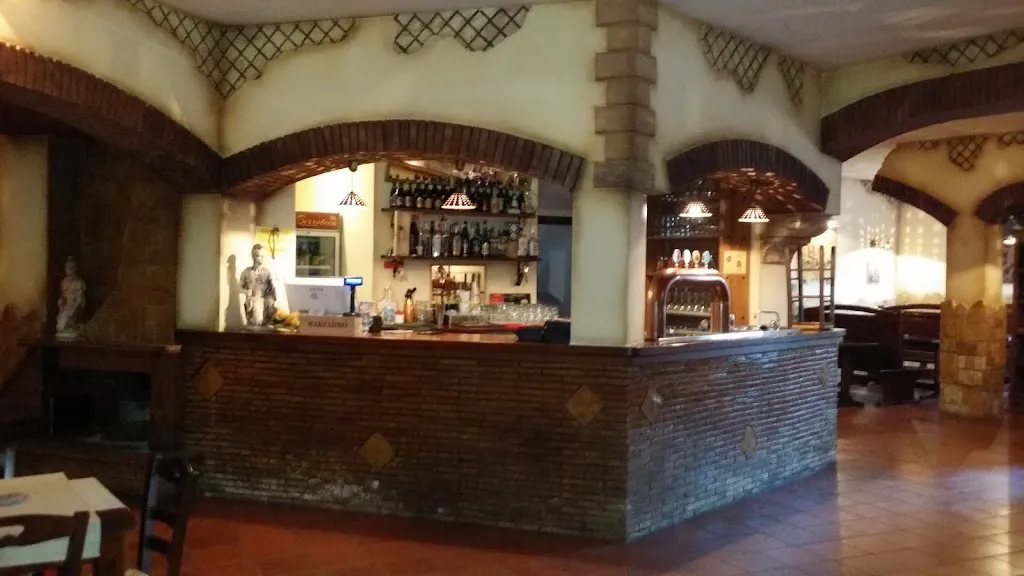 Spartacus MMXIV restaurant in Castelcivita