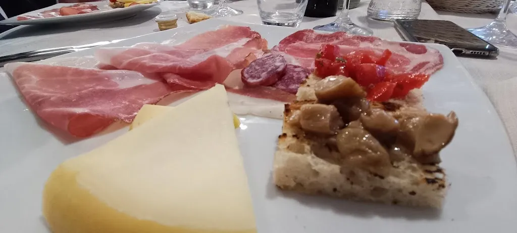 Menu_Ristorante Pizzeria La Casa Bianca_Castelvenere_immagine_8