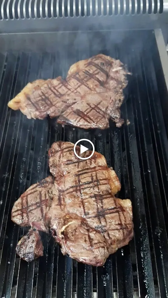 Ristorante Pizzeria Angus_Castello di Cisterna_slider_image_2