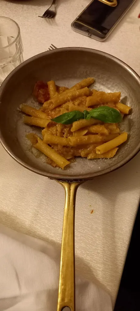 Menu_Totò e Peppino - trattoria Gourmet_Castello di Cisterna_image_9