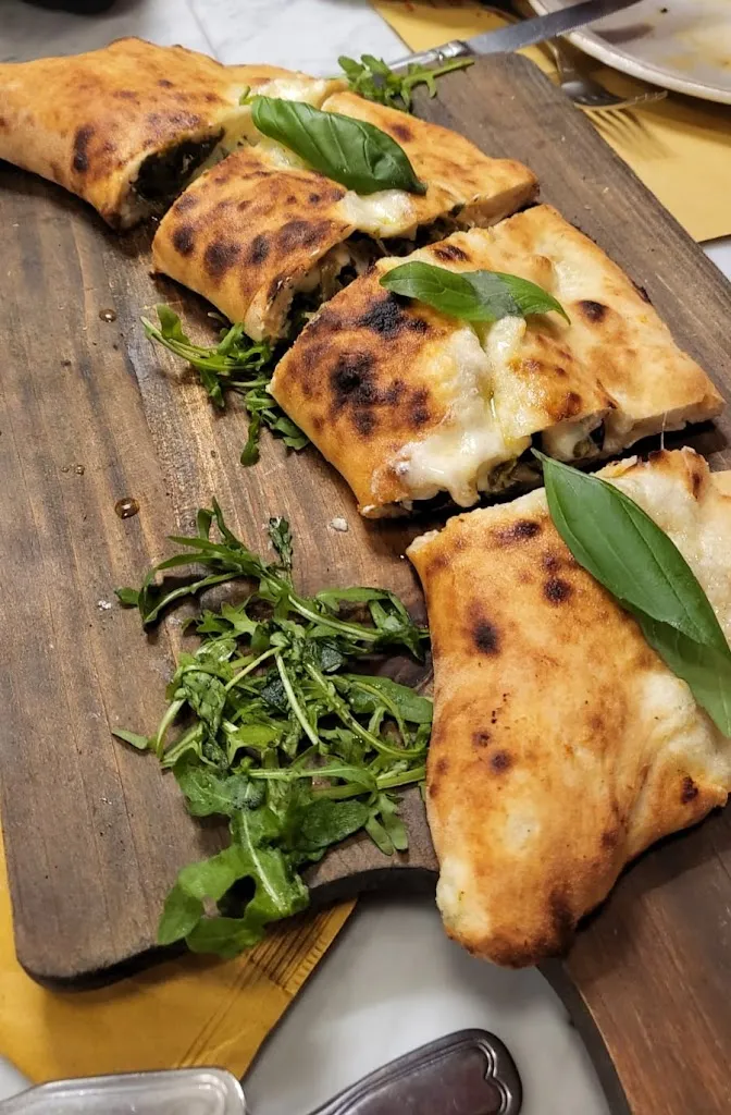 Menu_Originale pizzeria_Castello di Cisterna_immagine_3