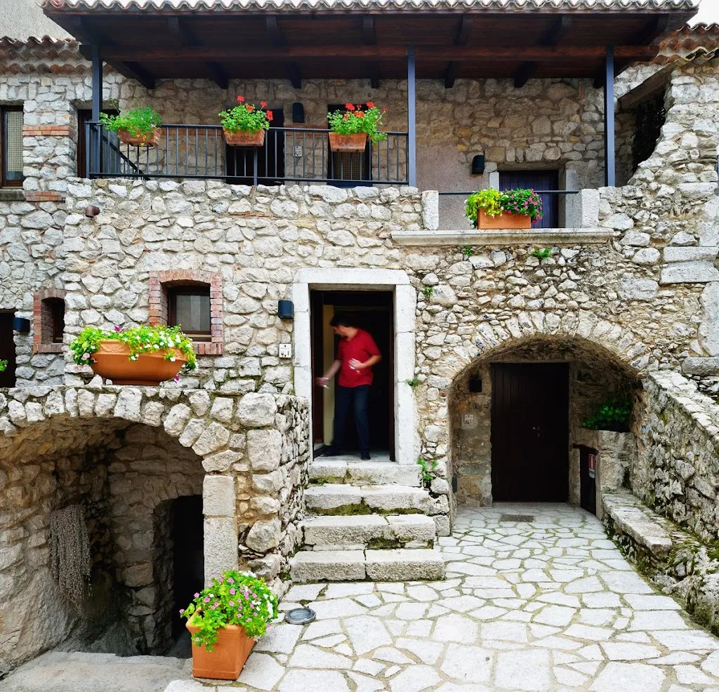 L'Osteria - Borgo di Castelvetere_Castelvetere sul Calore_slider_image_1