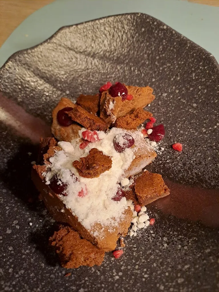 Francesca Japoce_Mundo Club Restaurant_Castel Volturno_review