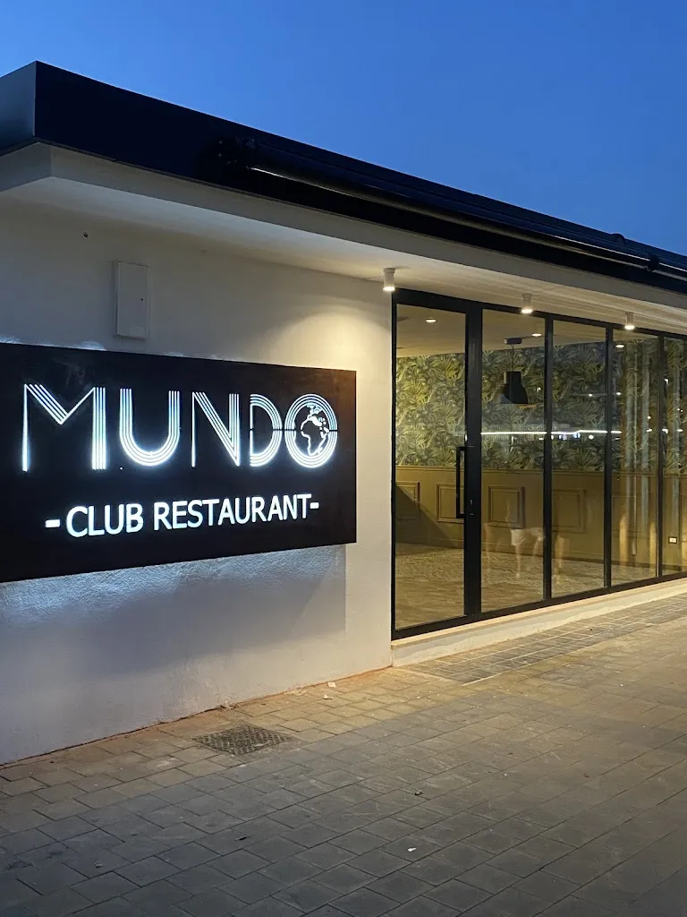 Mundo Club Restaurant restaurant in Castel Volturno