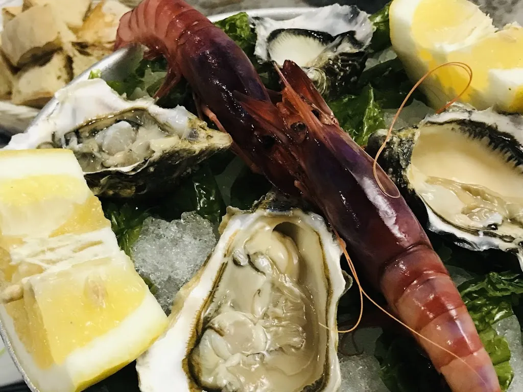 Katarzyna Holdak_La Lanterna del Porto_Castel Volturno_review