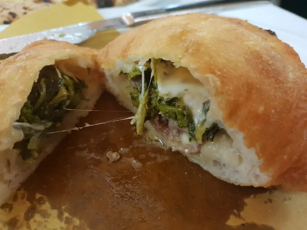 umberto schiavone_Gemelli - Beach, Restaurants, Events, Pizza, Lounge Bar_Castel Volturno_review