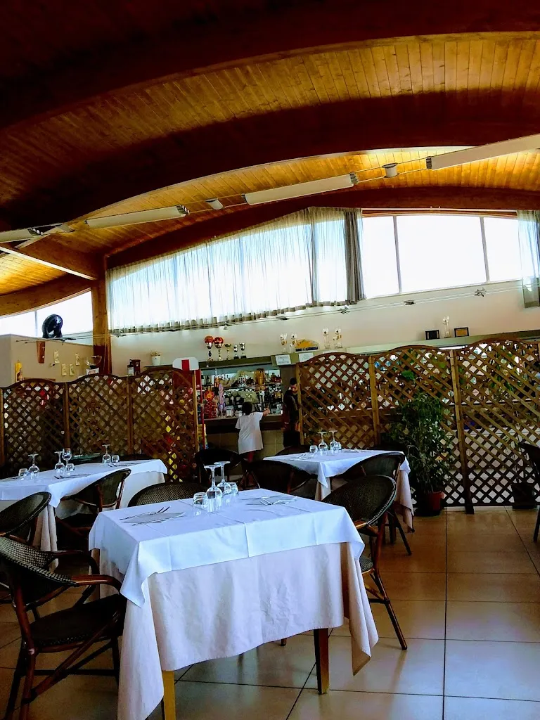 Gemelli - Beach, Restaurants, Events, Pizza, Lounge Bar_Castel Volturno_slider_image_3