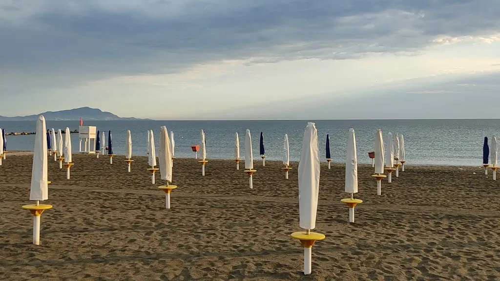 Dolphins Seaside Tourist Complex_Castel Volturno_slider_image_2