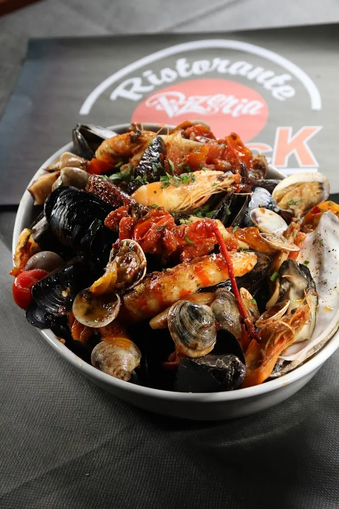 Menu_Black & White da Dario_Castel Volturno_image_2