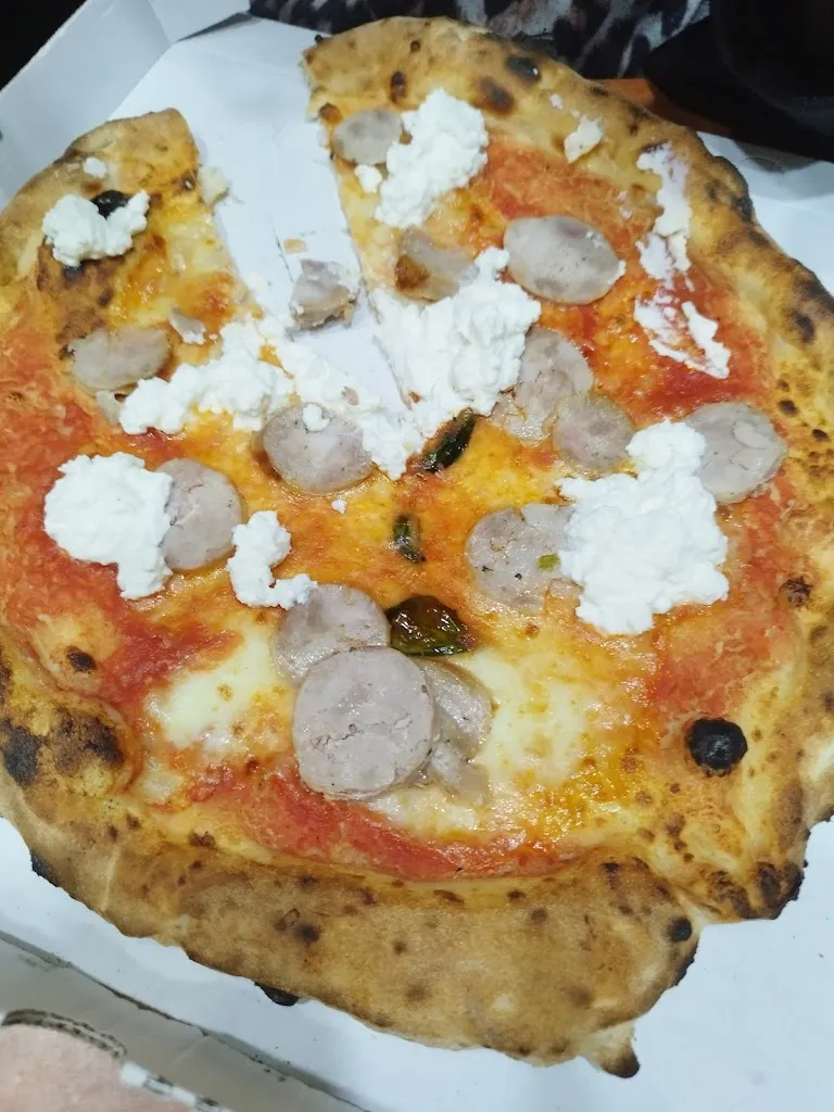 Menu_Black & White da Dario_Castel Volturno_image_6