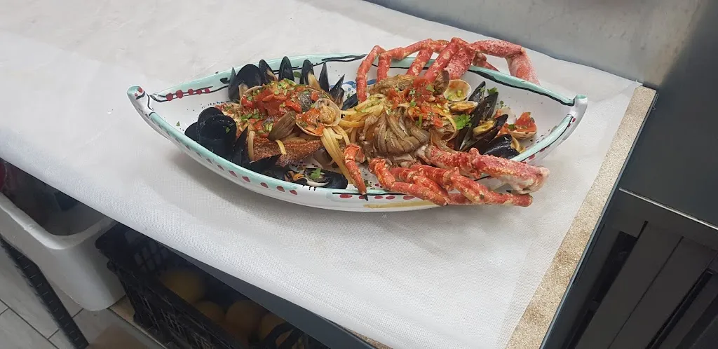 Black & White da Dario_Castel Volturno_slider_image_3