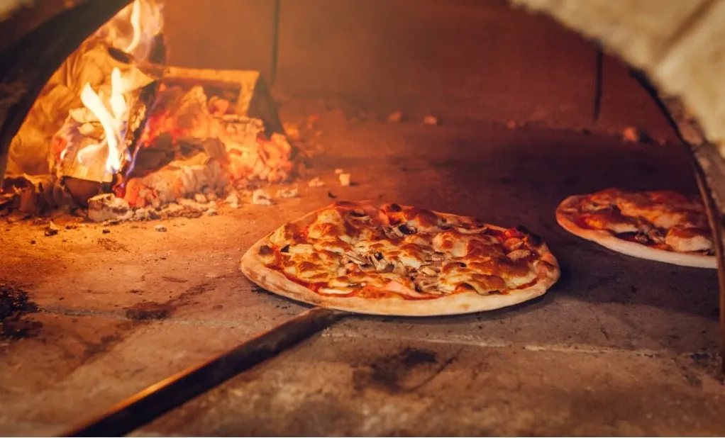 O' Scugnizz_Castel Volturno_slider_image_3