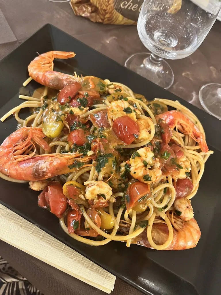 Eleonora Oksman_Il pinterrè_Centola_review