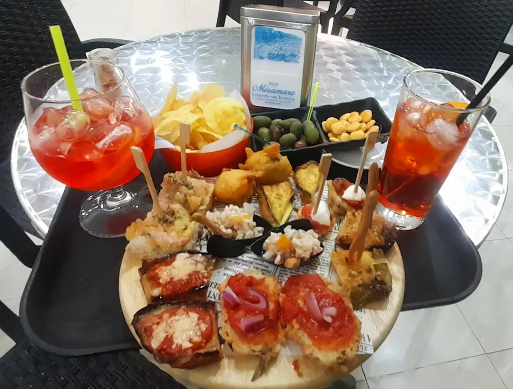 Bar Miramare Gelateria con terrazza panoramica aperitivi & cocktail_Centola_slider_image_2