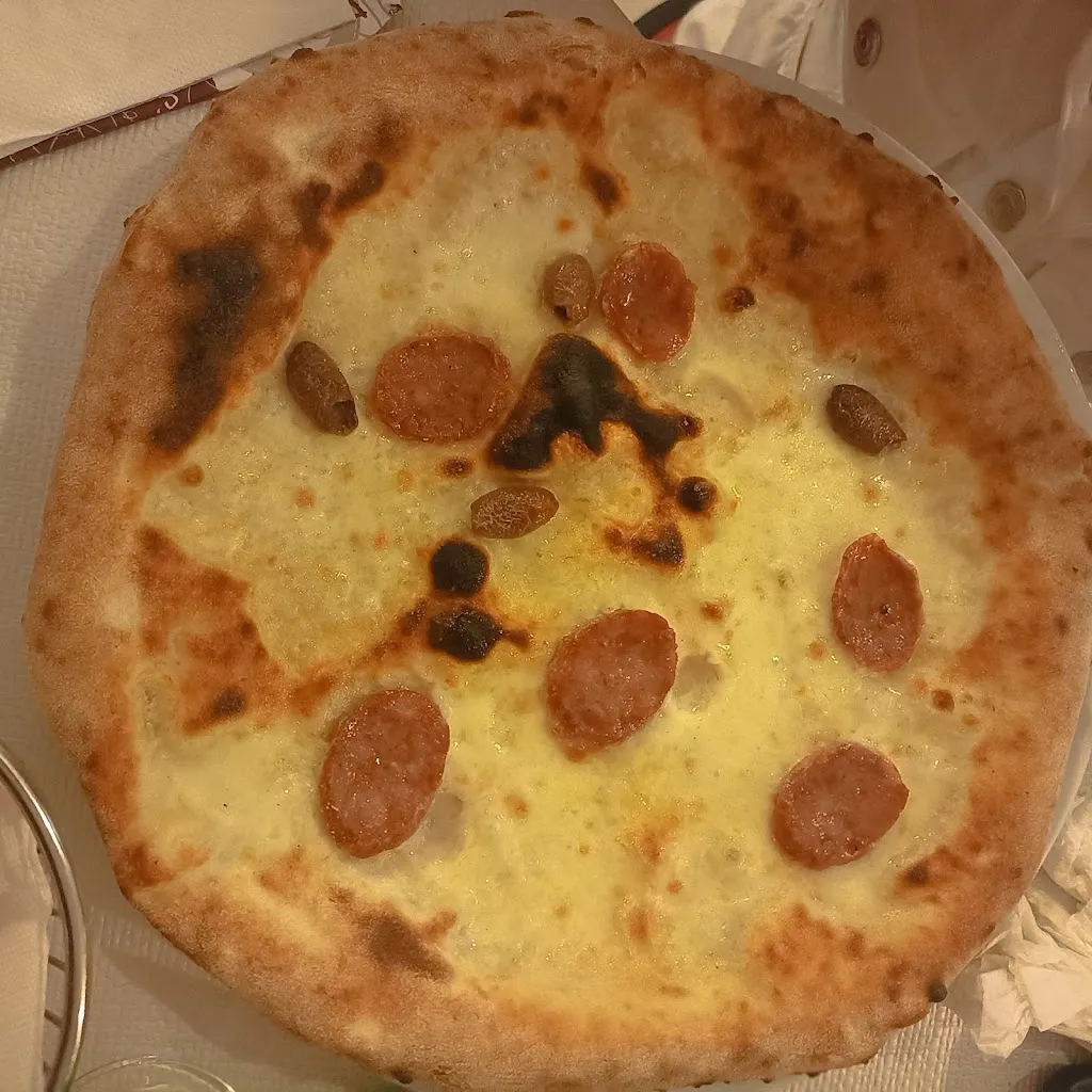 Antonietta Manzo_Pizzeria degli Amici dal 1973_Centola_review