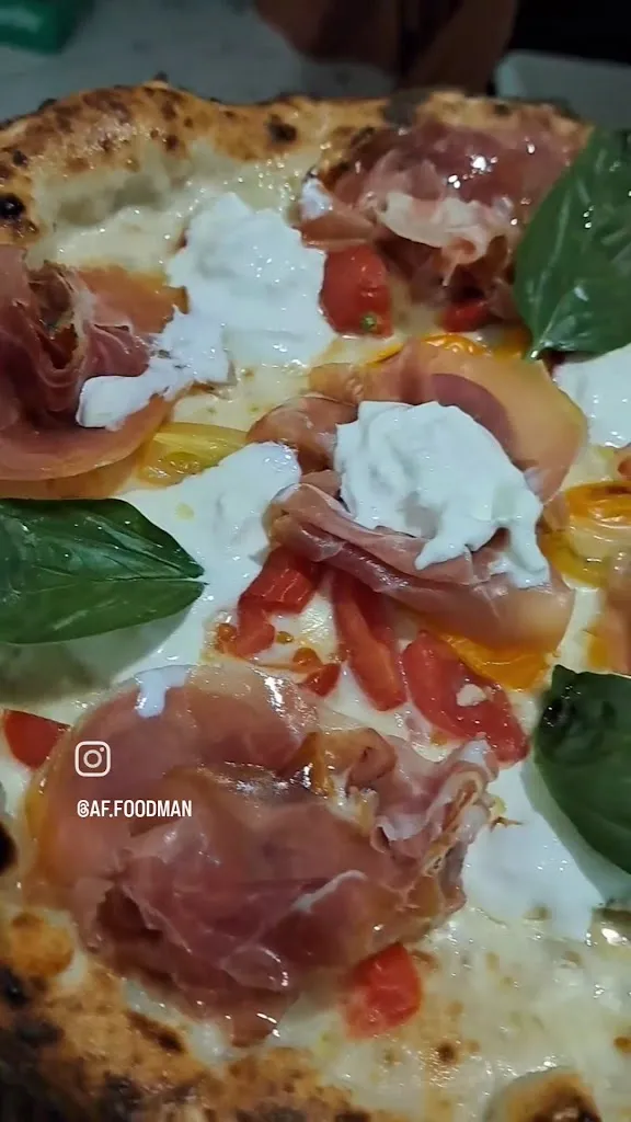 Pizzeria degli Amici dal 1973_Centola_slider_image_2