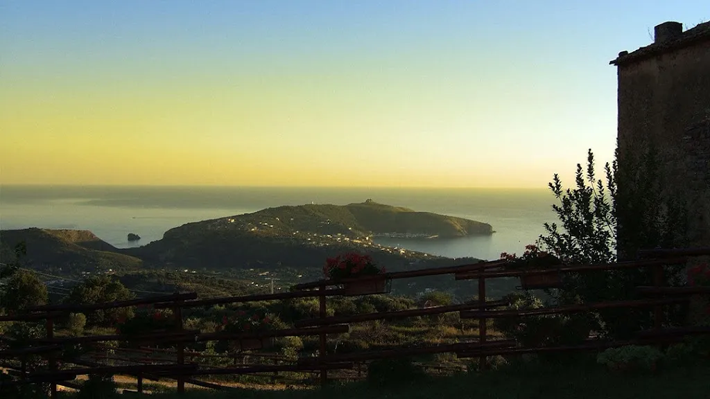 Roof&Terrace - Il Castello di San Sergio_Centola_slider_image_2