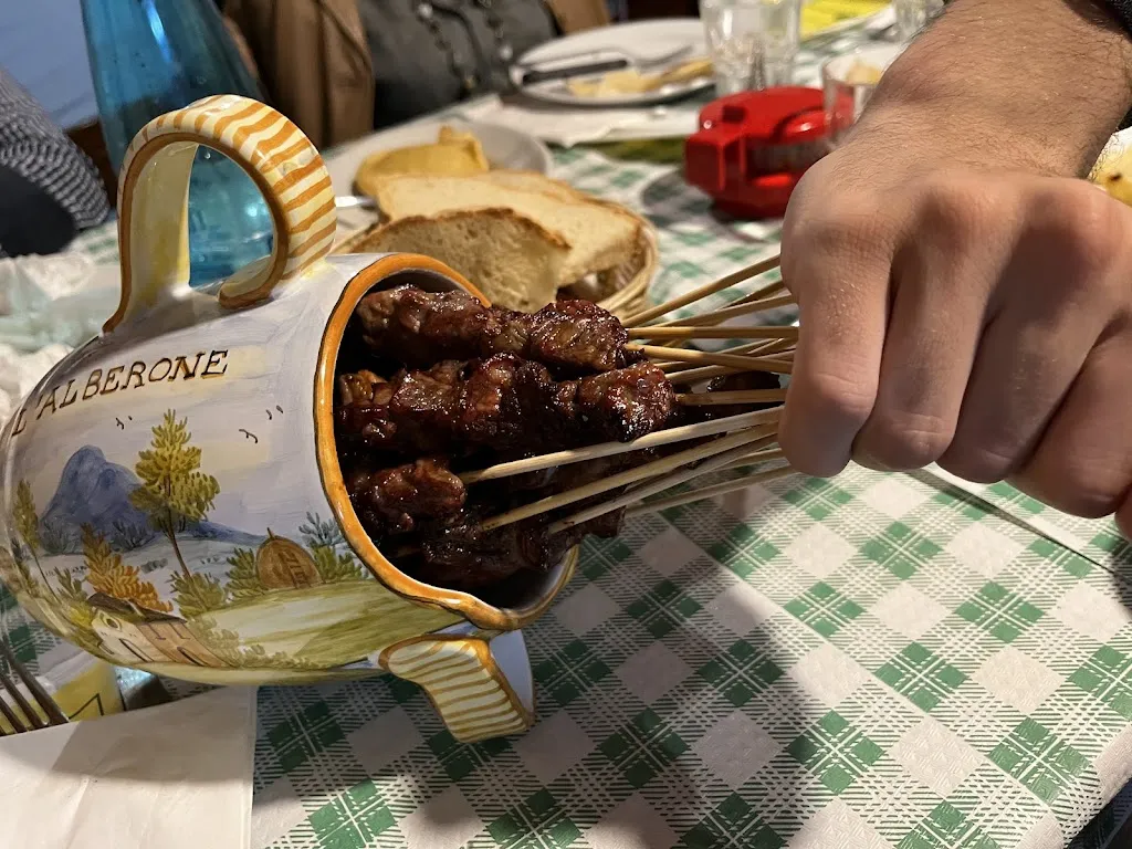 Bar Arrosticini Lo Spagnolo_Isola del Gran Sasso d'Italia_slider_image_3