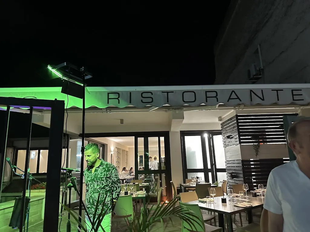 Agape Restaurant restaurant in Cellole