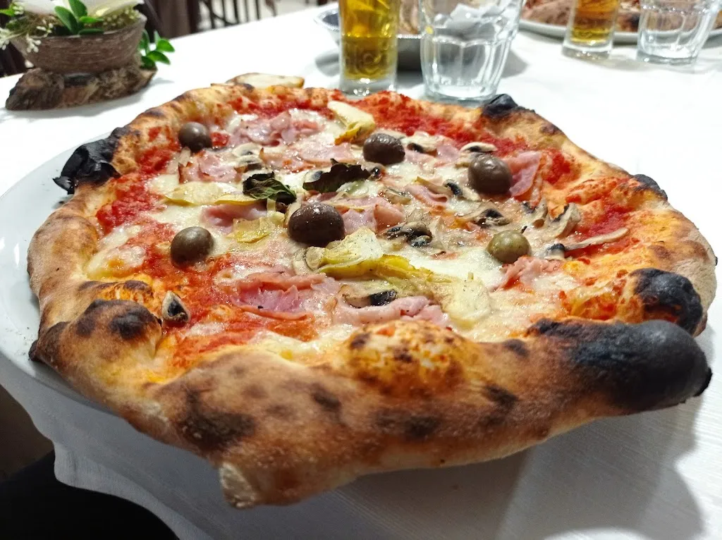 Silvia Di Stasio_Ristorante Pizzeria Pinguino83 2.0 da Salvatore_Cellole_Bewertung